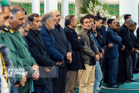گزارش تصویری | دیدار کاروان خادمان حرم مطهر رضوی با خانواده شهدای تخریب در زنجان
