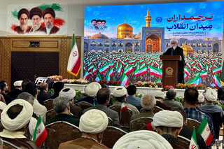 معیار ناراحتی دشمن است نه نوع پوشش بانوان