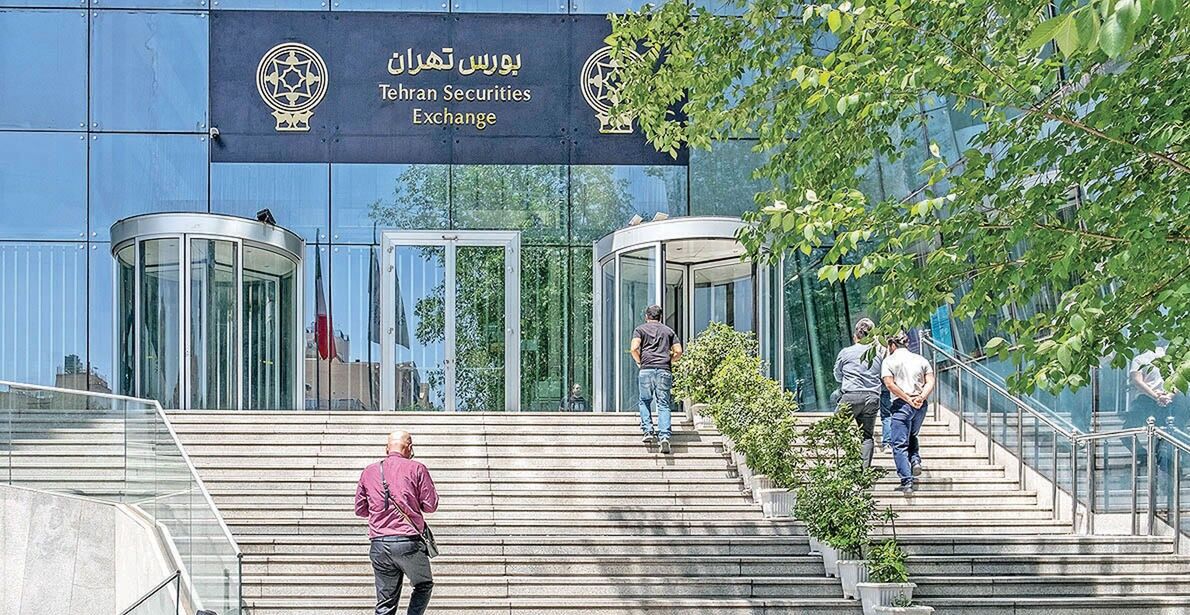 جدال بازار بر سر پول‌های مردد