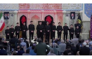 اقامه عزای زائران حرم مطهر رضوی در روز شهادت ابن الرضا(ع)