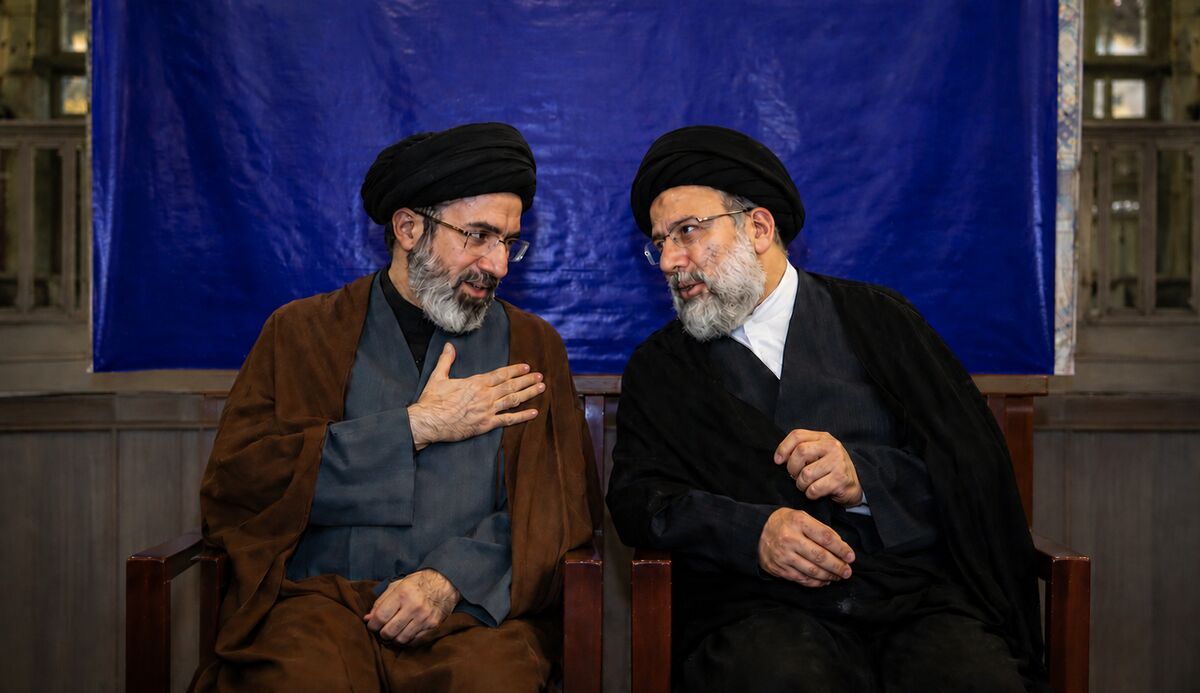 رهبر معظم انقلاب: جوانگرایی، توجه به عدالت و مردمی بودن از ویژگی‌های بارز شهید رئیسی بود