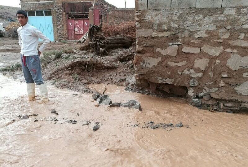 سیلاب در خراسان شمالی باعث مرگ یک شهروند و خسارت به کشاورزی شد
