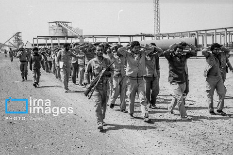 عکس | تصاویری غرورانگیز از «فتح خرمشهر»