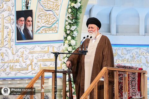 گزارش تصویری | اقامه نماز عید قربان در حرم مطهر رضوی