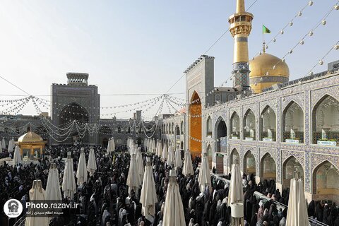گزارش تصویری | اقامه نماز عید قربان در حرم مطهر رضوی