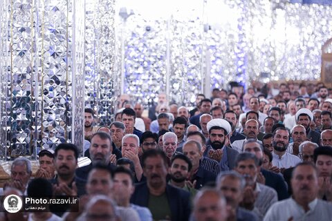 گزارش تصویری | اقامه نماز عید قربان در حرم مطهر رضوی