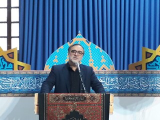 معاون نیروی دریایی سپاه: هر تعرضی به ایران پاسخ پشیمان‌کننده خواهد داشت