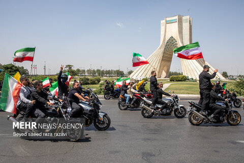  رزمایش موتورسواران جان‌فدا