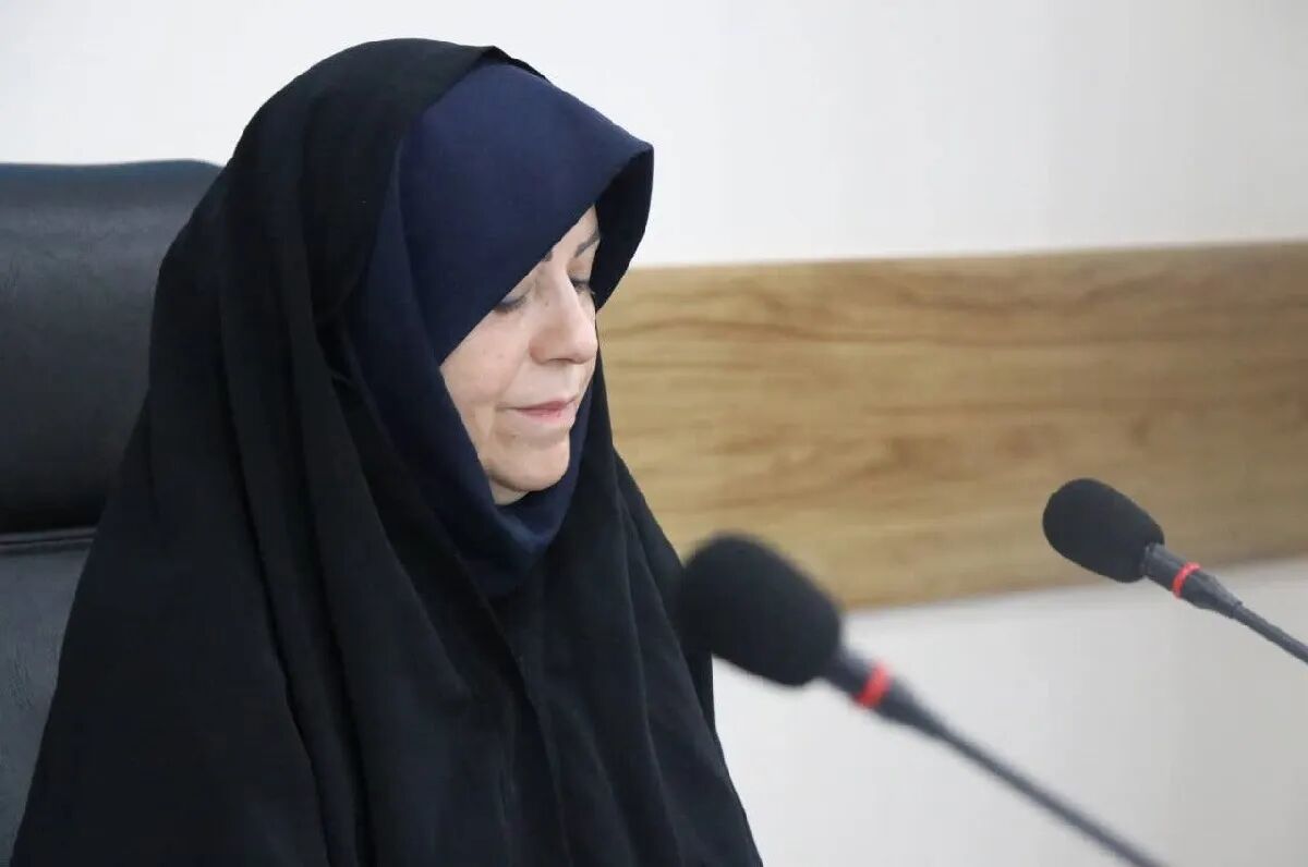 این کتاب را برای نسلی نوشتم که در جنگ روایت‌ها به دنبال قهرمان هستند
