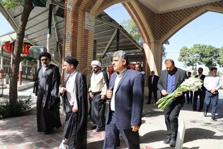 ‏از ویرانه‌های جنگ تا بنای دانایی؛ آغاز ساخت مدرسه ۹ کلاسه امام خمینی(ره) در خمین