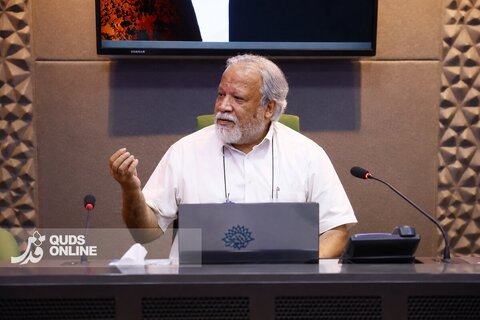 هوشنگ جاوید