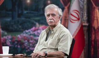 فیلم | رئیس خانه سینما: از دیدن بعضی فیلم‌ها خجالت می‌کشم!