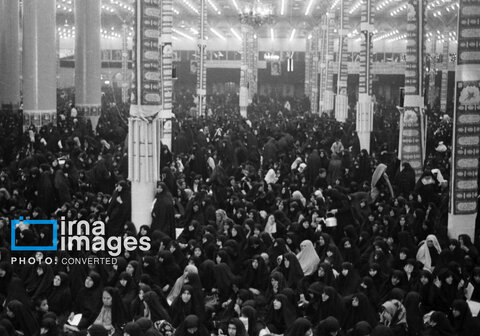 عکس | تصاویر منتشرنشده از نخستین سالگرد ارتحال امام خمینی (ره) خرداد ۱۳۶۹