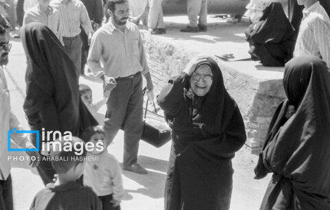 عکس | تصاویر منتشرنشده از نخستین سالگرد ارتحال امام خمینی (ره) خرداد ۱۳۶۹