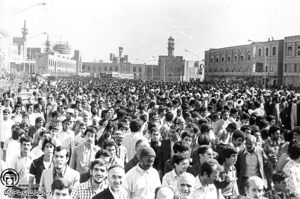امام خمینی(ره) پیش از آنکه سیاستمدار باشد، باطن‌گرا بود / مشهدالرضا(ع)؛ عقبه راهبردی نهضت