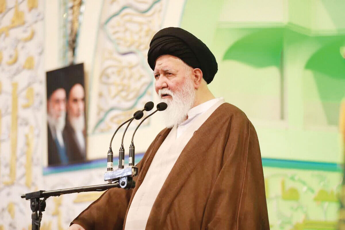 آیت‌الله سید احمد علم الهدی: ابزار اصلی ما در مقابل دشمن حفظ تجمعات مردمی است