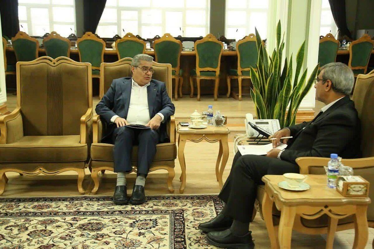 نقش آفرینی پست بانک در توسعه روستایی استان