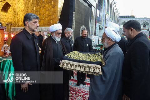 گزارش تصویری | آیین سنتی اذن عزا در حرم مطهر رضوی