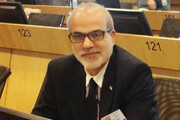 ایران به نماد مقاومت در افکار عمومی جهان تبدیل شده است