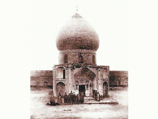 ۴ نخل و یک حصیر