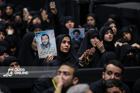 گزارش تصویری | اولین شب مراسم عزاداری ماه محرم در جوار محل عروج ملکوتی قائد شهید انقلاب