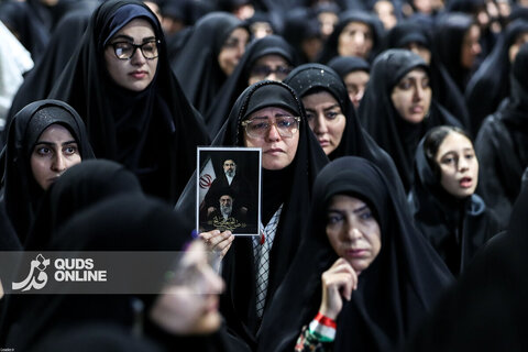 گزارش تصویری | اولین شب مراسم عزاداری ماه محرم در جوار محل عروج ملکوتی قائد شهید انقلاب