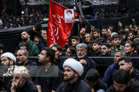 گزارش تصویری | اولین شب مراسم عزاداری ماه محرم در جوار محل عروج ملکوتی قائد شهید انقلاب