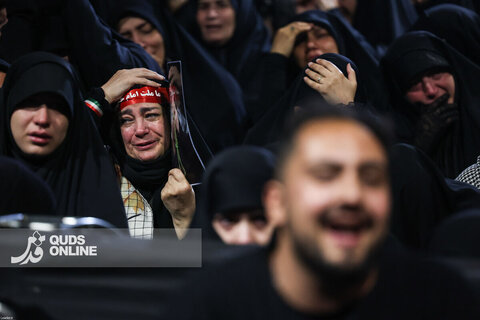 گزارش تصویری | اولین شب مراسم عزاداری ماه محرم در جوار محل عروج ملکوتی قائد شهید انقلاب