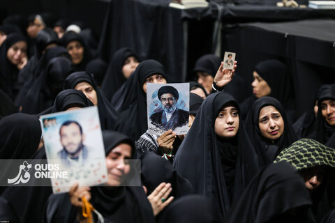 گزارش تصویری | اولین شب مراسم عزاداری ماه محرم در جوار محل عروج ملکوتی قائد شهید انقلاب