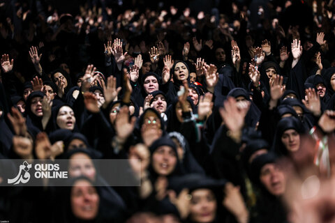 گزارش تصویری | اولین شب مراسم عزاداری ماه محرم در جوار محل عروج ملکوتی قائد شهید انقلاب