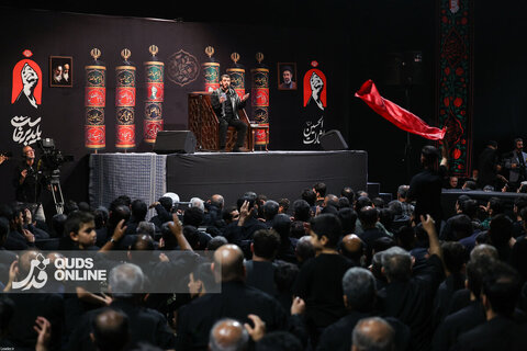گزارش تصویری | اولین شب مراسم عزاداری ماه محرم در جوار محل عروج ملکوتی قائد شهید انقلاب
