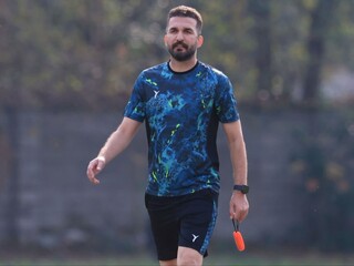 محمد نوری سرمربی موقت صنعت‌نفت آبادان شد