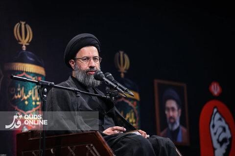 گزارش تصویری | دومین شب از مراسم عزاداری محرم از طرف رهبر انقلاب در جوار محل عروج قائد شهید