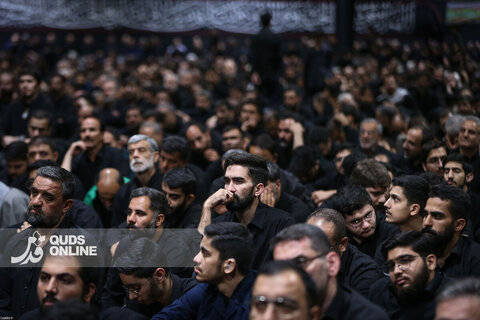 گزارش تصویری | دومین شب از مراسم عزاداری محرم از طرف رهبر انقلاب در جوار محل عروج قائد شهید