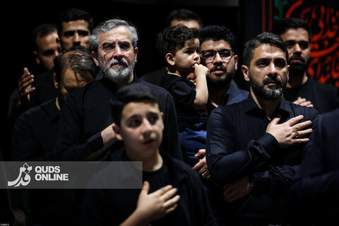 گزارش تصویری | دومین شب از مراسم عزاداری محرم از طرف رهبر انقلاب در جوار محل عروج قائد شهید