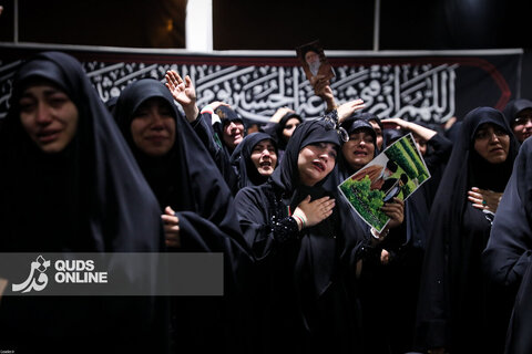 گزارش تصویری | دومین شب از مراسم عزاداری محرم از طرف رهبر انقلاب در جوار محل عروج قائد شهید