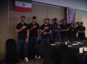 عکس | تصاویری از مراسم عزاداری ملی‌پوشان ایران در شب تاسوعای حسینی