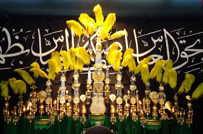 روایت شگفت‌انگیز علم‌ها/ این سازه‌های عجیب در محرم از کجا آمده‌اند؟