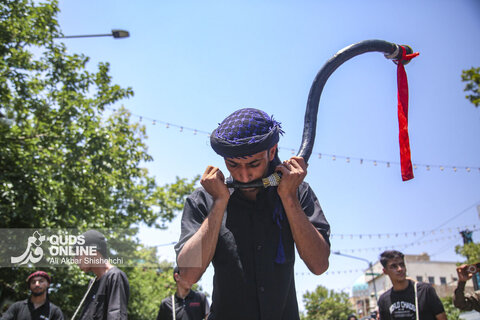 مراسم عزاداری روز عاشورا در مشهد مقدس
