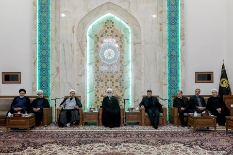 تولیت آستان قدس رضوی : ورود به‌موقع و پیشگیری از جرم دستگاه قضا، گره‌گشای مشکلات مردم است
