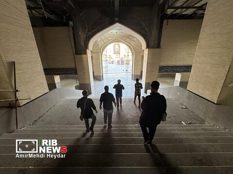 عکس | تصاویری از آماده سازی مصلای تهران برای مراسم وداع با رهبر شهید انقلاب