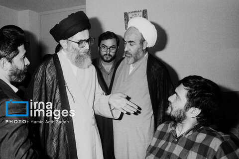عکس | روایت تصویری رهبری آیت‌الله سید علی خامنه‌ای (۱۳۶۸ - ۱۳۷۲)