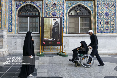 حال و هوای حرم مطهر رضوی شش روز مانده به تدفین پیکر قائد شهید