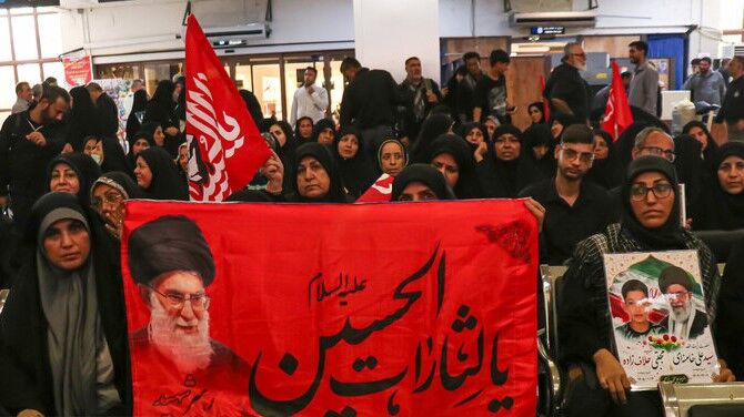 کمیسیون امنیت ملی: مردم بزرگترین بیعت عمومی با رهبر معظم انقلاب را رقم زنند
