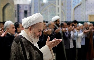 نماز بر پیکر رهبر شهید را چه کسی می‌خواند؟