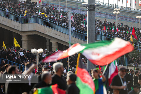 عکس | اولین تصاویر از حضور زائران در مراسم وداع با رهبر شهید - مصلی تهران