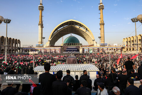 عکس | اولین تصاویر از حضور زائران در مراسم وداع با رهبر شهید - مصلی تهران