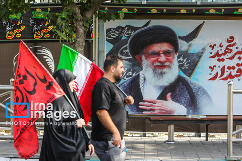 عکس | تصاویری از حرکت مردم برای وداع با رهبر شهید در مسیرهای منتهی به مصلی تهران