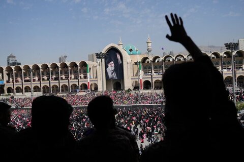 بازتاب جهانی وداع با رهبر شهید/ آسوشیتدپرس از خیل میلیونی سوگواران نوشت