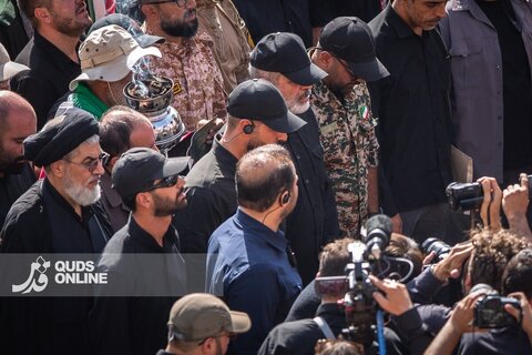 عکس | تصاویری از حضور مقامات در حاشیه اقامه نماز بر پیکر رهبر شهید انقلاب